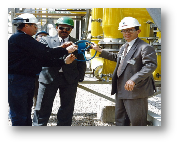 Première production d'hélium HELIOS, 1995